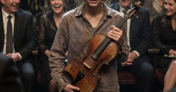 Broken Violin Performance That Left an Entire Theater Silent