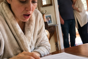 Lakeside Home Deed Betrayal Exposed a Daughter’s Forged Signature