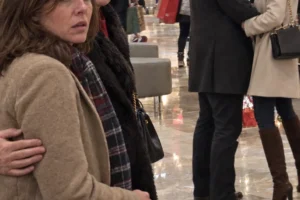 My Husband’s moments in a Chicago Mall — An Inspiring Family Story